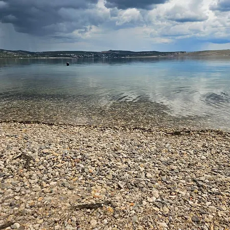 Kuca Mare, 130m Od Mora سيلين