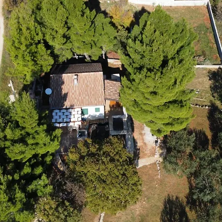 Kuca Mare, 130m Od Mora *