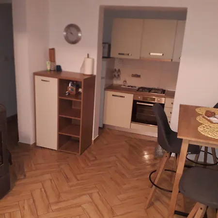 Kuca Mare, 130m Od Mora *