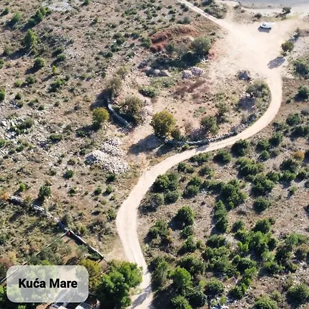 Kuca Mare, 130m Od Mora