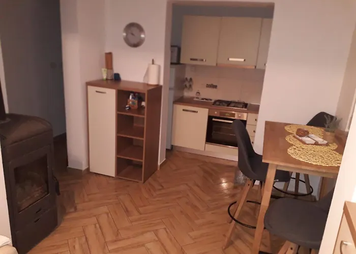 Kuca Mare, 130m Od Mora *