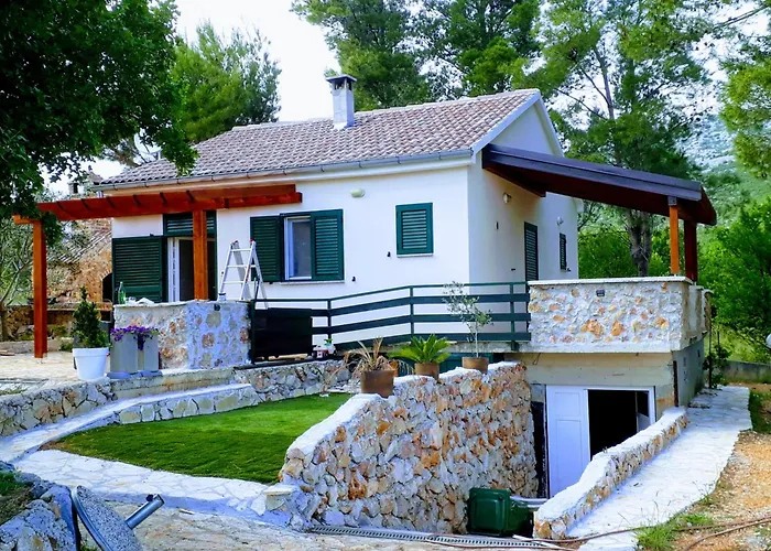 Kuca Mare, 130m Od Mora Дом отдыха *