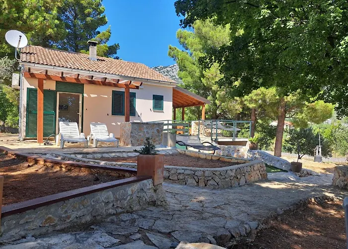 Kuca Mare, 130m Od Mora * Селине