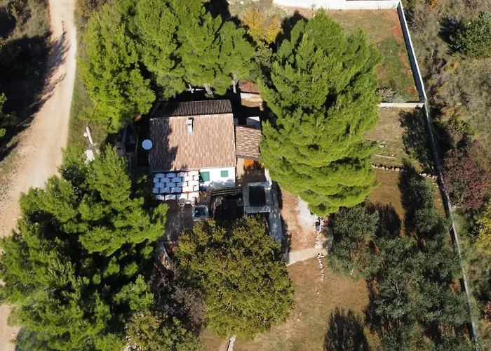 Kuca Mare, 130m Od Mora *